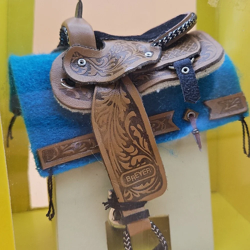 Breyer Cimarron Western Pleasure Saddle #2467 Brand New NIB